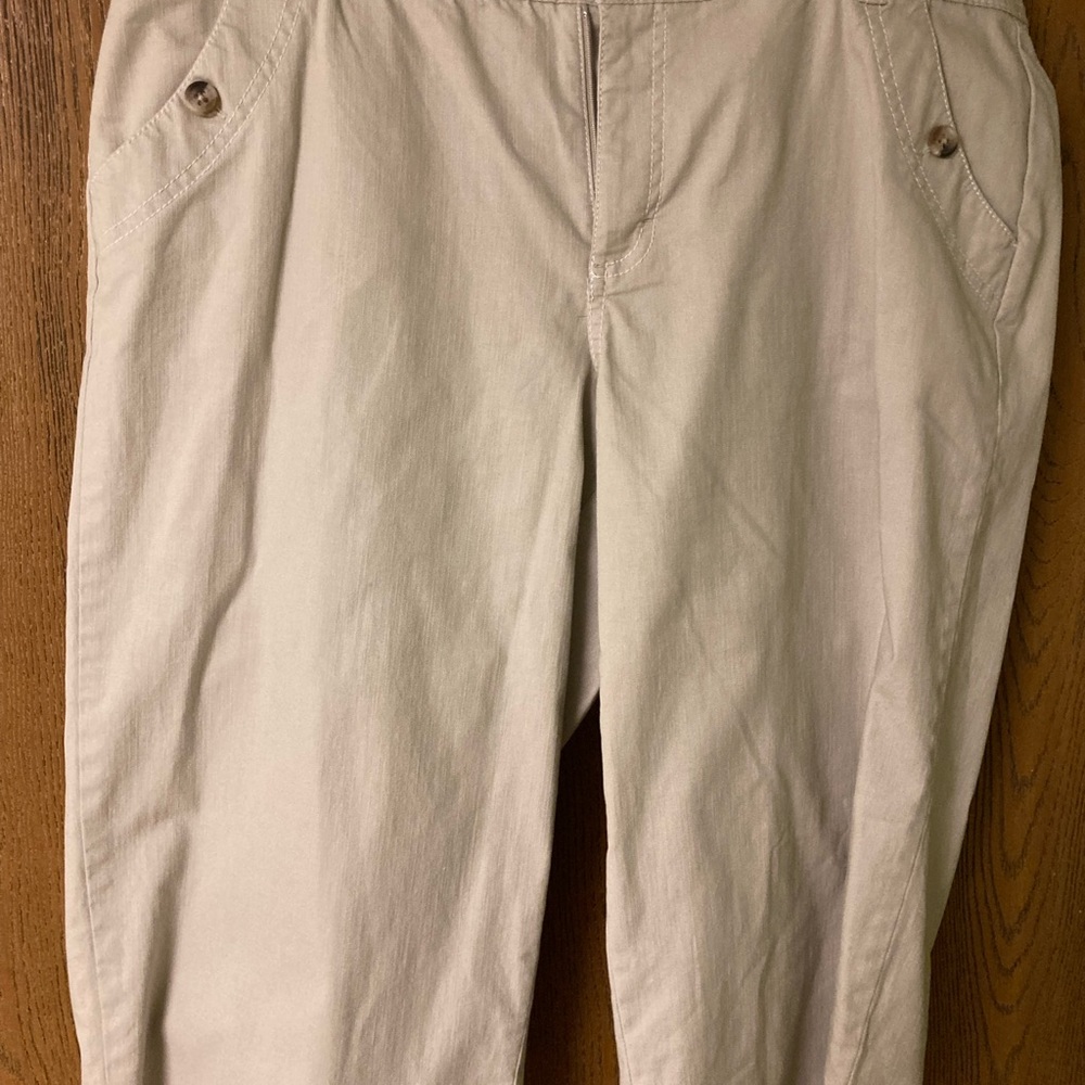 Dockers capris